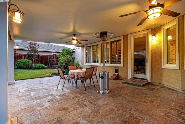 787 Barleta Ln, Livermore CA: https://media.crmls.org/mediaz/21ea32ab-c29f-451b-b3a0-80562d8c8984.jpg