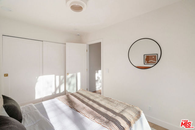 4405 Springdale Drive, Los Angeles CA: https://media.crmls.org/mediaz/21ea7e57-1c15-4bca-9c71-f103ef9c86d5.jpg