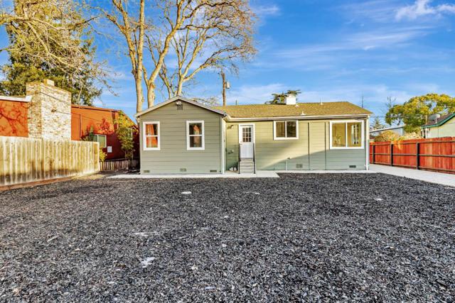 0 Redwood Avenue, Redwood City CA: https://media.crmls.org/mediaz/21eab742-480e-4c10-a023-d6bc65c590b6.jpg