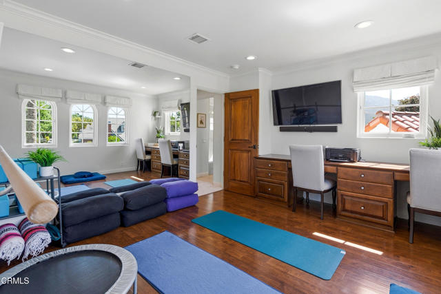 Detail Gallery Image 43 of 75 For 2296 Applewood Ln, Camarillo,  CA 93012 - 5 Beds | 4/1 Baths