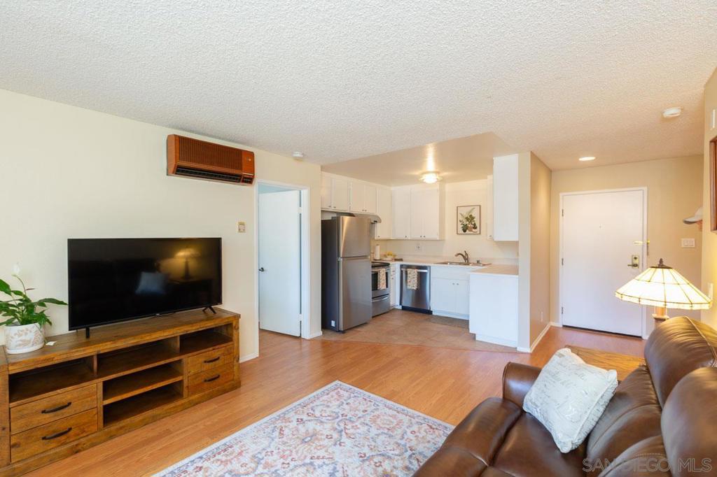 MLS #250036723SD image #7