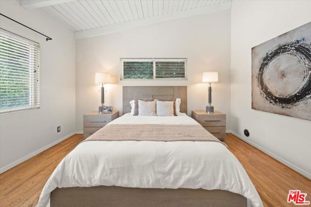 1220 N Norman Place, Los Angeles CA: https://media.crmls.org/mediaz/21edece7-d9b5-473d-962d-3f3a08834529.jpg