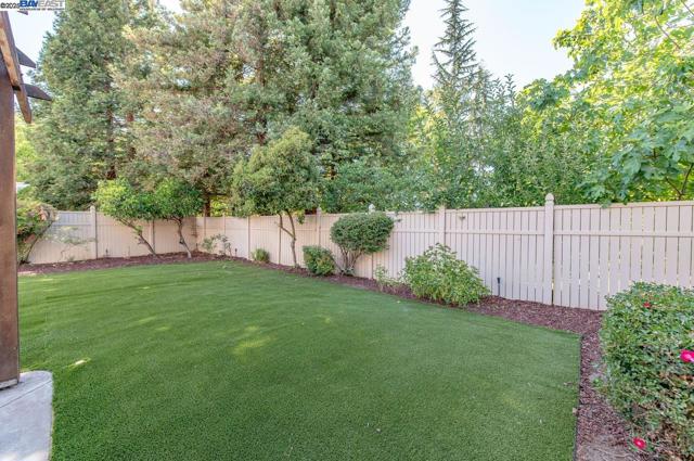 847 Dana Cir, Livermore CA: https://media.crmls.org/mediaz/21edf84a-0eef-43c3-90bd-836cdc8b6915.jpg