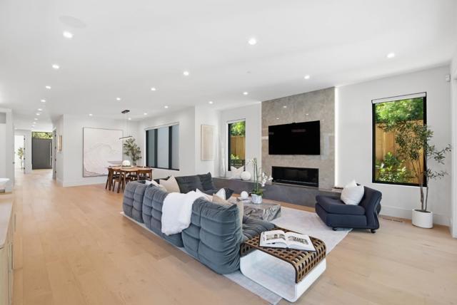 543 Tennyson Avenue, Palo Alto CA: https://media.crmls.org/mediaz/21f07783-5357-401f-99c3-a02c991394c0.jpg