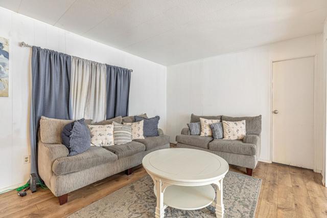 500 W 10 Street, Gilroy CA: https://media.crmls.org/mediaz/21f171d5-e826-4049-a00c-1475ae8a3b4a.jpg
