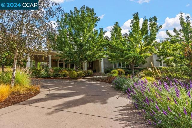 Image 1 of 60 For 8 Julianna Court