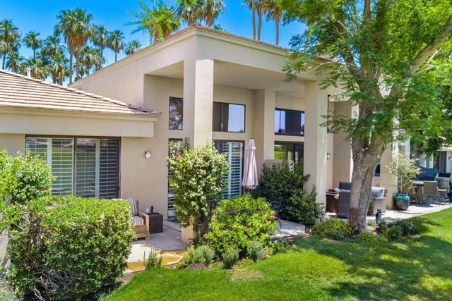 80601 Oak Tree, La Quinta CA: https://media.crmls.org/mediaz/21f2a9c7-0538-4385-965c-881ad9de120b.jpg