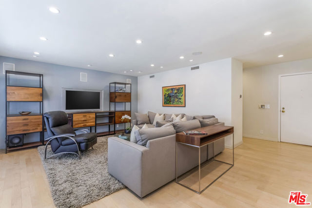 1221 N Kings Road, West Hollywood CA: https://media.crmls.org/mediaz/21f2e2eb-c7c0-4bd2-b7ca-34ee8058cafb.jpg