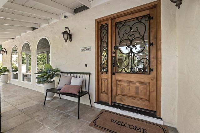 17274 Verdes Robles, Los Gatos CA: https://media.crmls.org/mediaz/21f391bf-9cda-4404-a4d2-5cbd676114df.jpg