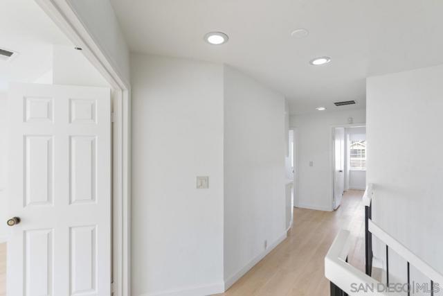 777 Erie Cir N, Milpitas CA: https://media.crmls.org/mediaz/21f59b51-2013-4caf-8361-200f48a2886f.jpg