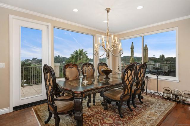 1566 Plantation Way, El Cajon CA: https://media.crmls.org/mediaz/21f60bcd-09eb-424a-86a2-9b0b07614383.jpg
