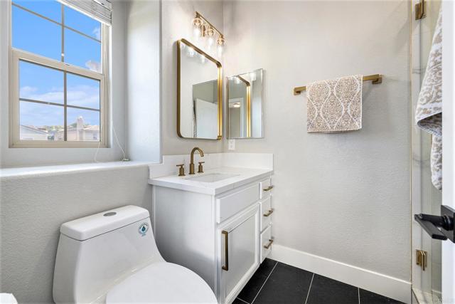 Detail Gallery Image 22 of 31 For 1924 Crossroads St, Chula Vista,  CA 91915 - 5 Beds | 4 Baths