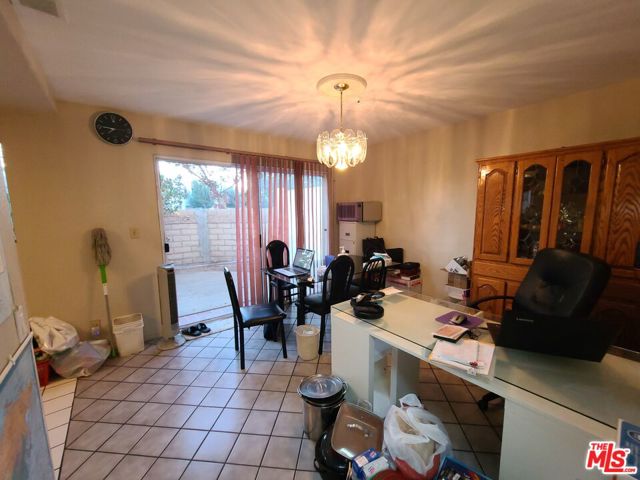 14300 Terra Bella Street, 100 photo 6