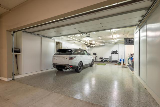 238 Date Ave, Carlsbad CA: https://media.crmls.org/mediaz/21f6bf7f-8831-41c8-8892-aacbb7bf55c3.jpg