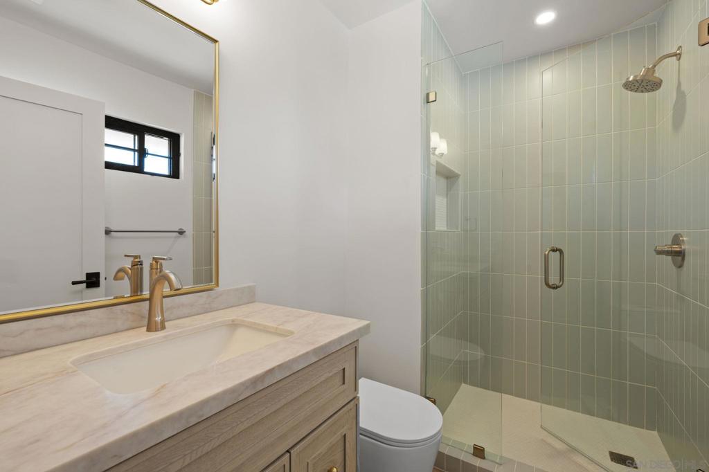 683 Marine View Ave - photo 18