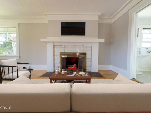 217 Oaklawn Avenue, South Pasadena CA: https://media.crmls.org/mediaz/21f83132-7dc4-4c2b-88d2-8715a4cb85eb.jpg