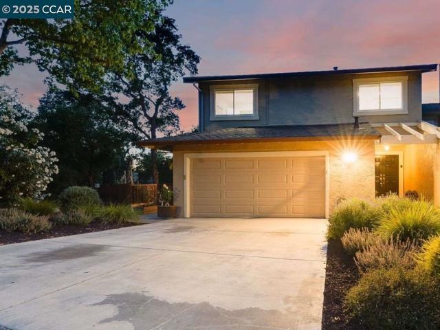 1084 Southdown Court, Walnut Creek CA: https://media.crmls.org/mediaz/21f9045b-2f0b-4f36-8d2e-60794838abea.jpg