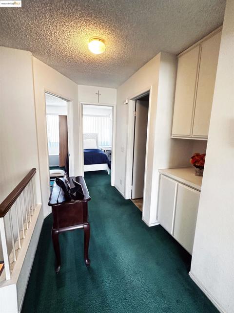 13305 Meyer Rd, Whittier CA: https://media.crmls.org/mediaz/21f97ea9-eab6-4092-be89-a6898ac5313b.jpg