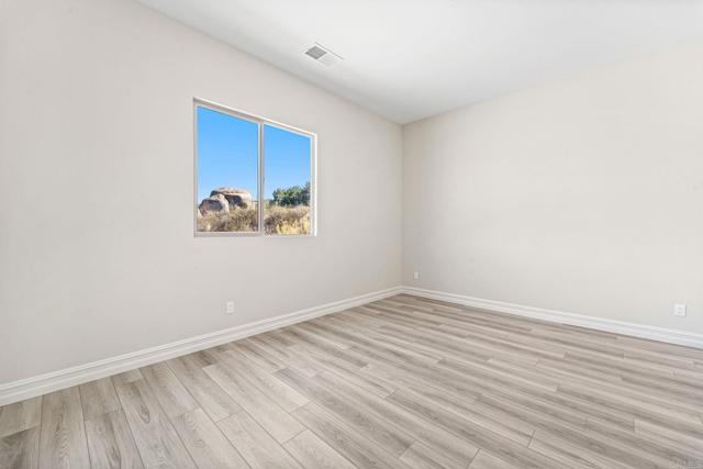 Detail Gallery Image 20 of 41 For 12635 via Vigneto #LOT 42,  Lakeside,  CA 92040 - 4 Beds | 2 Baths