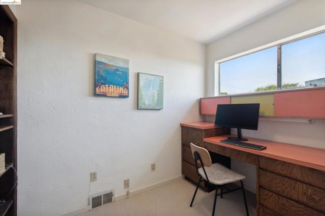 Image 8 of 60 For 6046 Monterey Ave