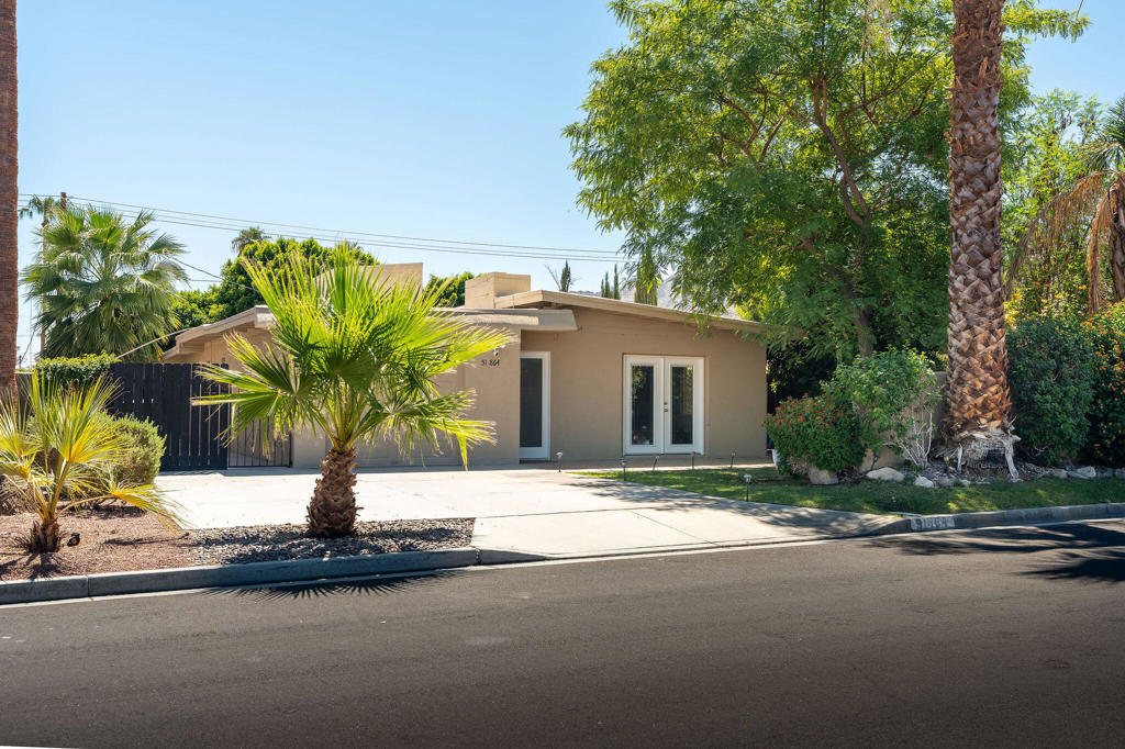 MLS #219133619DA img 1