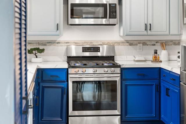 2154 Dumbarton Avenue, East Palo Alto CA: https://media.crmls.org/mediaz/21fbbf2d-bab8-43dc-a433-c3b089efd27b.jpg
