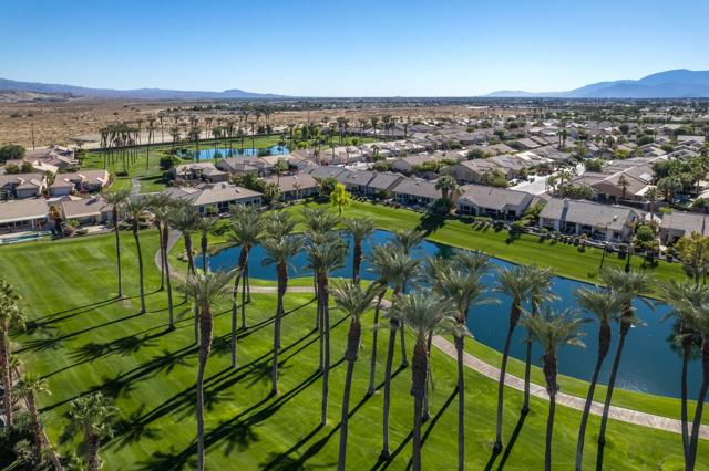 78795 Alliance Way, Palm Desert CA: https://media.crmls.org/mediaz/21fde1a3-71d3-42ac-84d7-c2c34e57fb6d.jpg