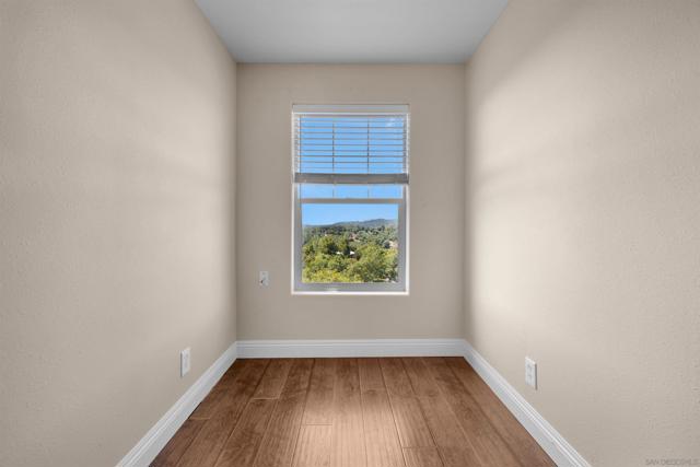 16725 Harrison Park Trail, Julian CA: https://media.crmls.org/mediaz/21fdf7e3-5d93-4579-a6f1-d599d0b42d2c.jpg