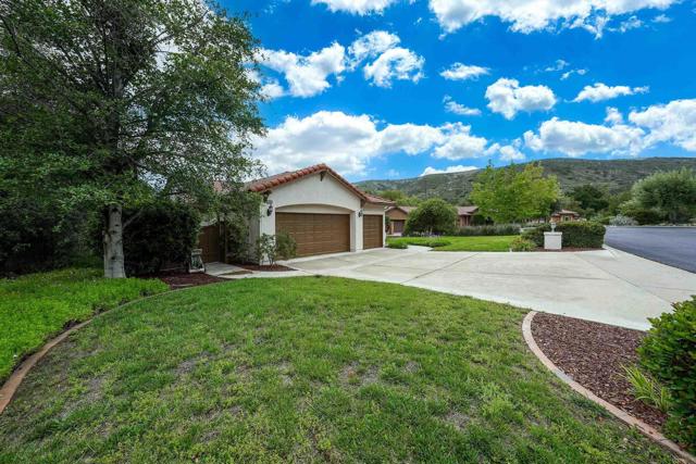 Detail Gallery Image 8 of 49 For 23425 Mountain Peak Rd, Ramona,  CA 92065 - 3 Beds | 2 Baths