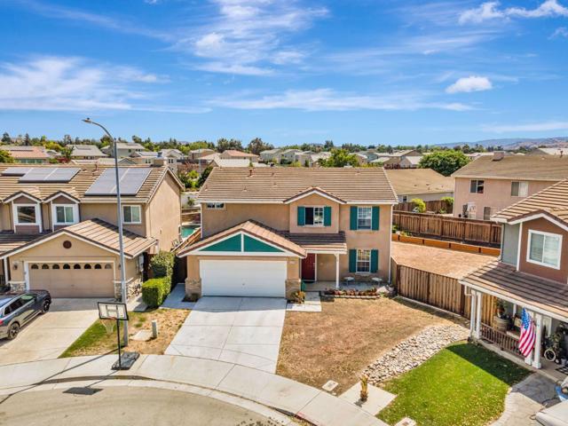 1770 Brentwood Court, Hollister CA: https://media.crmls.org/mediaz/22015131-39cb-4623-836f-a6c2de7c1514.jpg
