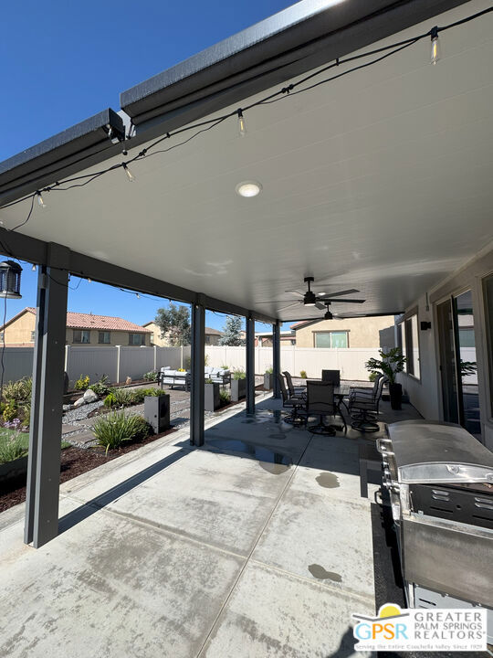 5688 California Circle, Banning CA: https://media.crmls.org/mediaz/220156b5-26db-452f-981e-25097acc42f0.jpg