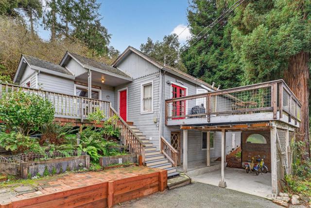 885 Larkin Valley Road, Watsonville CA: https://media.crmls.org/mediaz/2202cdd6-21c4-49ff-93c0-90d2d80285d0.jpg