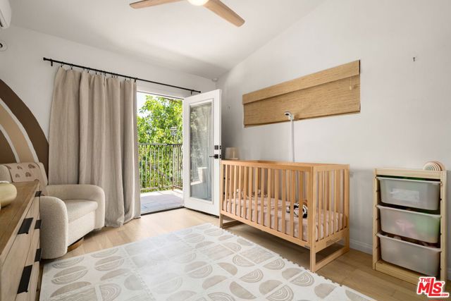 4938 O Sullivan Drive, Los Angeles CA: https://media.crmls.org/mediaz/2203cb83-1cfe-48be-b45b-01e0909f9602.jpg