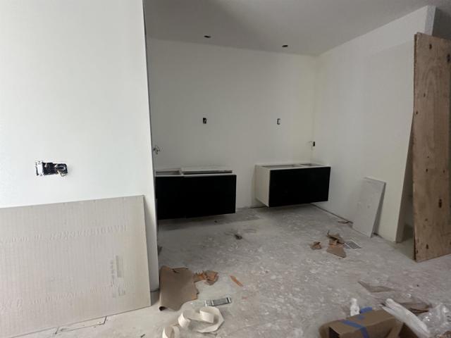 Detail Gallery Image 19 of 19 For 1138 via Mil Cumbres, Solana Beach,  CA 92075 - 5 Beds | 4/1 Baths