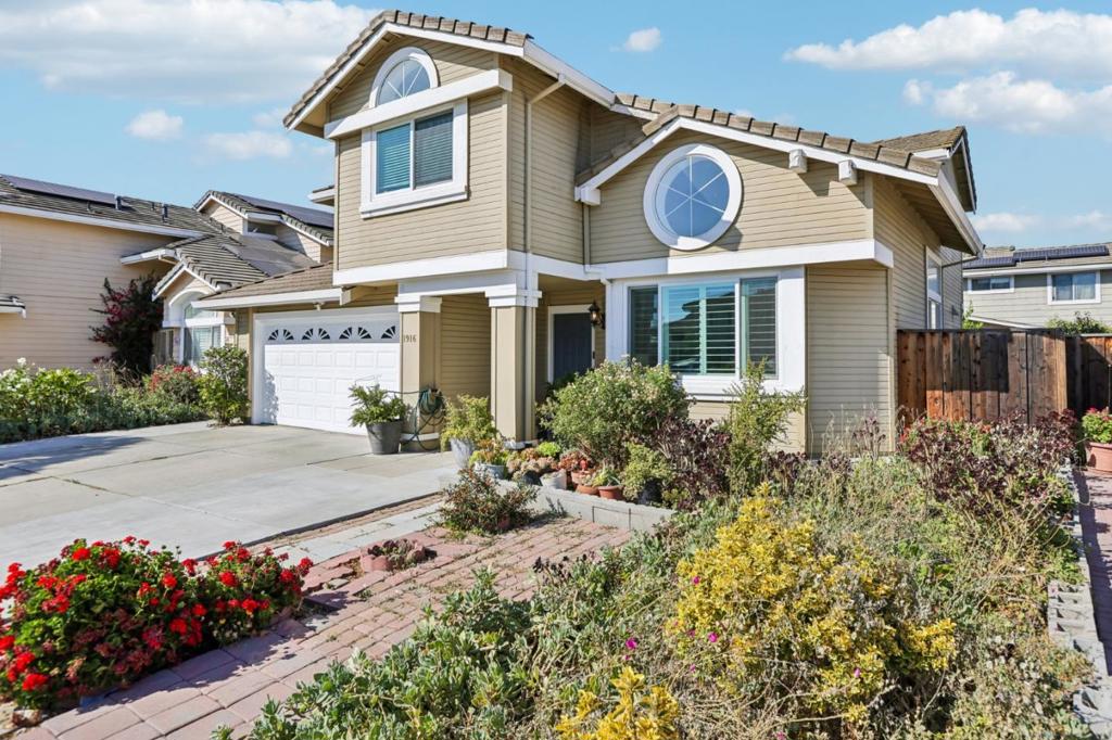 1916 Ridgemont Drive