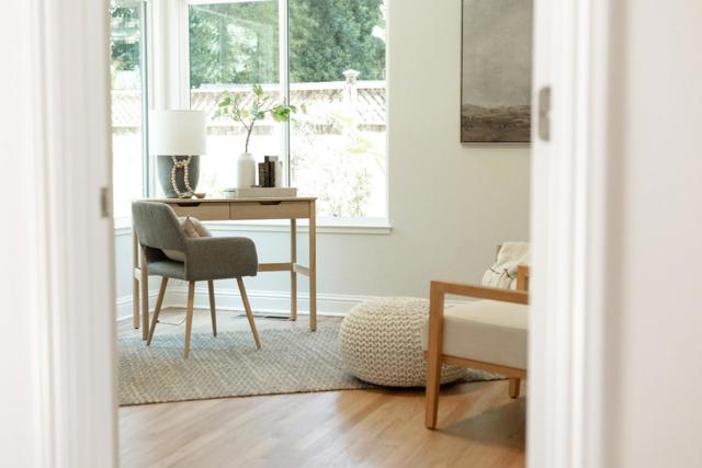 109 Cardiff Place, Santa Cruz CA: https://media.crmls.org/mediaz/22053fda-b4c5-45b1-b610-79ed9e6a0779.jpg
