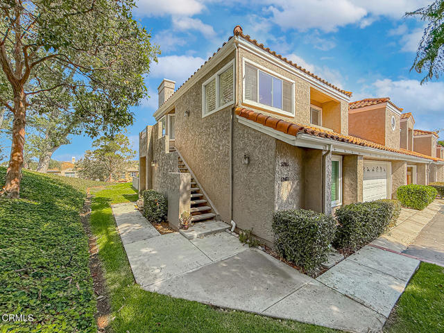 5965 Paseo Encantada, Camarillo CA: https://media.crmls.org/mediaz/2206fde8-64ff-4a34-a5a8-b35fecb0c2e4.jpg