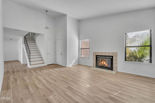 Detail Gallery Image 4 of 25 For 4745 Karling Pl, Palmdale,  CA 93552 - 3 Beds | 2/1 Baths