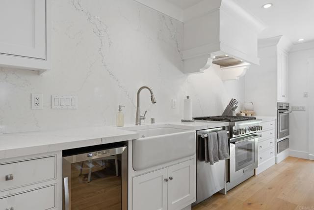 Detail Gallery Image 20 of 54 For 1820 Coast Bld, Del Mar,  CA 92014 - 4 Beds | 3/1 Baths