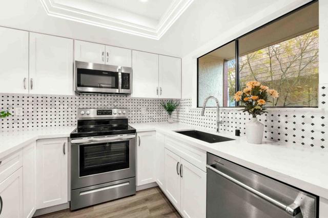 2785 S Bascom Avenue, Campbell CA: https://media.crmls.org/mediaz/220a3ce6-3f6f-4567-863d-a1d407e67c7a.jpg