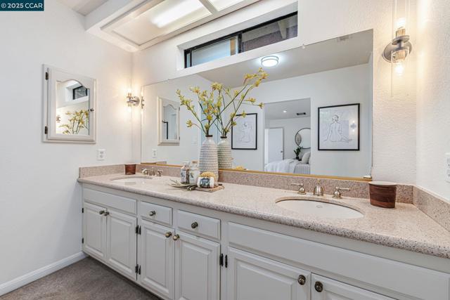 61 Alberta Ter, Walnut Creek CA: https://media.crmls.org/mediaz/220c36e7-af62-45cf-82fd-7ff78b99bdcc.jpg