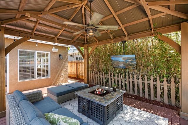 1048 Inverness Drive, San Carlos CA: https://media.crmls.org/mediaz/220cfeae-ef9b-46bb-8011-eb0b67ff38d9.jpg
