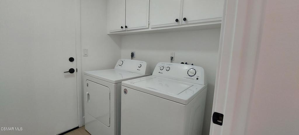 https://media.crmls.org/mediaz/220da952-2138-4c03-897f-fe811f8d8c9c.jpg?preset=X-Large