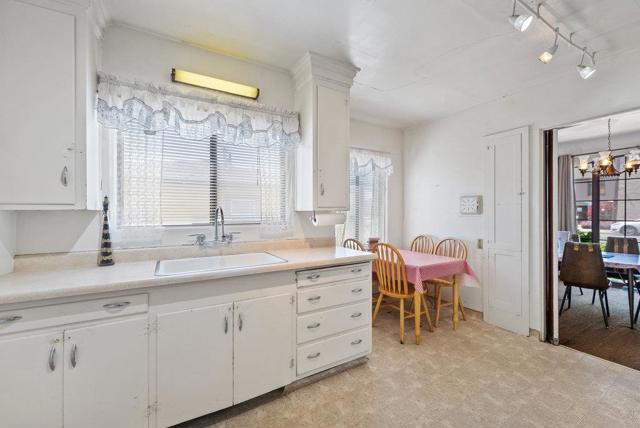106 Stanford Street, Watsonville CA: https://media.crmls.org/mediaz/220e7f85-956d-4104-a034-24c0055fa691.jpg