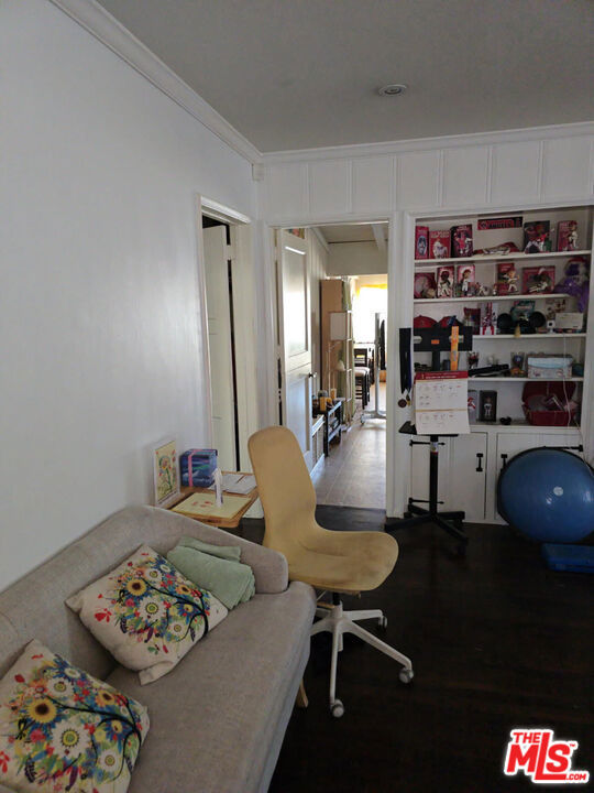 2 Bed Home for Sale in Los Angeles, California