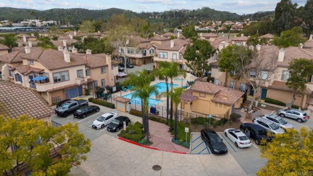 Detail Gallery Image 37 of 64 For 11372 via Rancho San Diego #B,  El Cajon,  CA 92019 - 3 Beds | 2/1 Baths