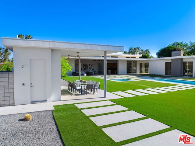 6 Big Sioux Road, Rancho Mirage CA: https://media.crmls.org/mediaz/220f9c09-2b97-4d33-866e-60fb36bb839d.jpg