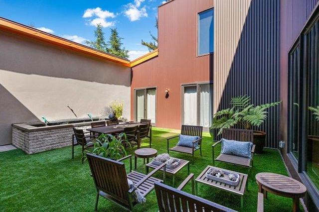 14835 Baranga Lane, Saratoga CA: https://media.crmls.org/mediaz/220f9e3e-9b9a-4173-b041-f5a7943d29ee.jpg
