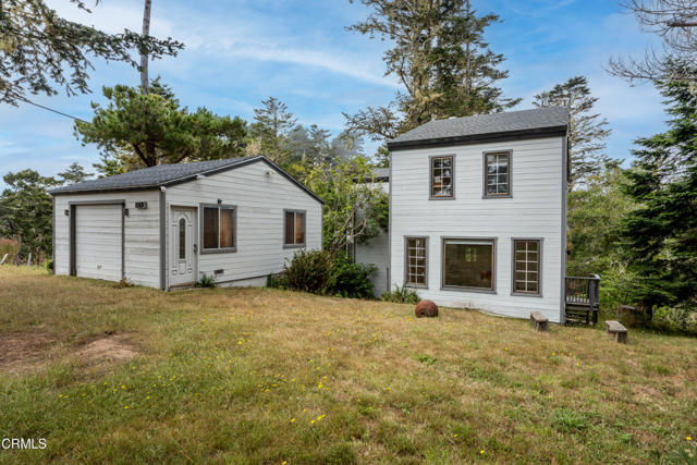 Detail Gallery Image 10 of 28 For 15741 Forest View Rd, Manchester,  CA 95459 - 3 Beds | 2 Baths