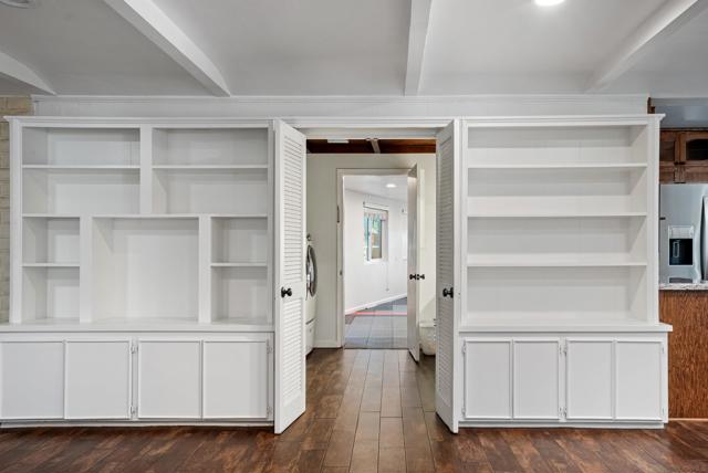 4201 Avenida Gregory, Spring Valley CA: https://media.crmls.org/mediaz/22101e1b-575f-4eb7-acf0-b82b3e02d766.jpg